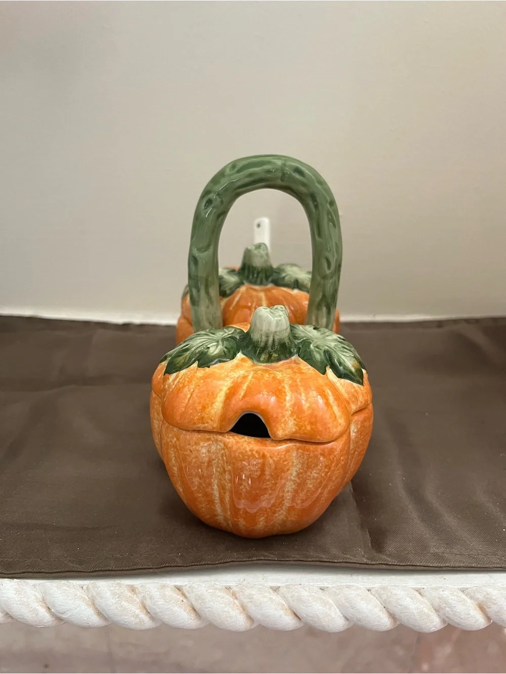 N/A decorative ceramic